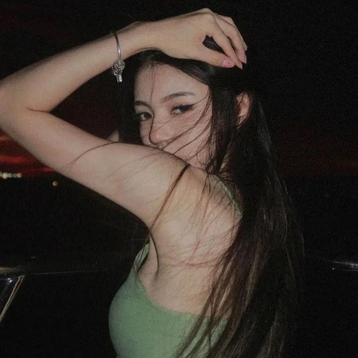 万花嬉春